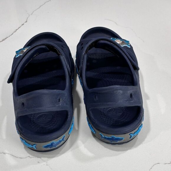 Crocs | FunLab Boys Waterproof Deep Blue Shark Comfort Sandals 206365 - Picture 4 of 13